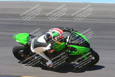 media/Apr-14-2024-SoCal Trackdays (Sun) [[70f97d3d4f]]/6-Bowl (1030am)/